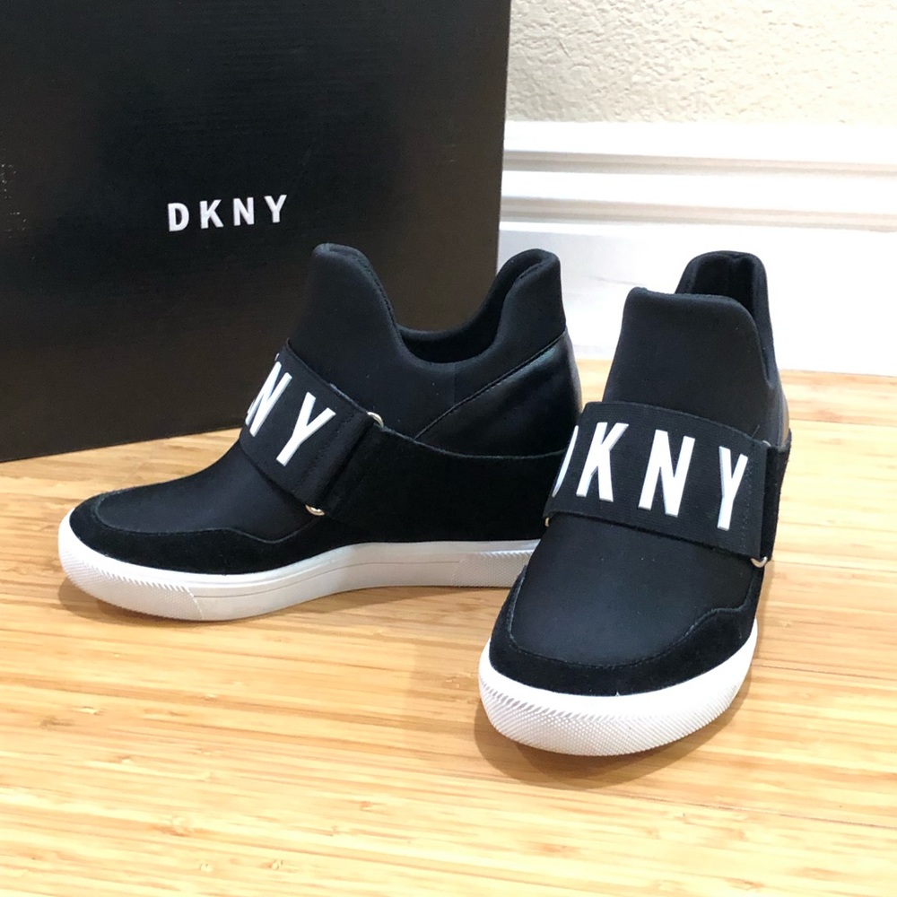 dkny cosmos wedge sneaker